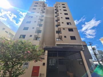 Apartamento / Padrão em Ribeirão Preto Alugar por R$2.400,00