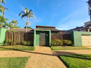 Alugar Casa / Padrão em Ribeirão Preto. apenas R$ 2.500.000,00