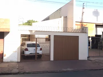 Alugar Casa / Padrão em Ribeirão Preto. apenas R$ 1.400,00