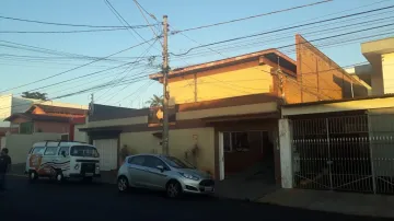 Alugar Casa / Padrão em Ribeirão Preto. apenas R$ 750.000,00
