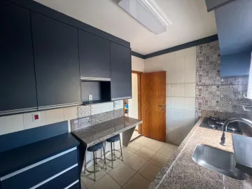 Alugar Apartamento / Padrão em Ribeirão Preto. apenas R$ 525.000,00