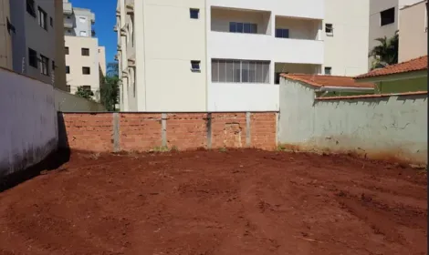 Alugar Terreno / Padrão em Ribeirão Preto. apenas R$ 530.000,00