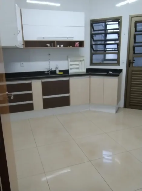 Alugar Apartamento / Padrão em Ribeirão Preto. apenas R$ 315.000,00