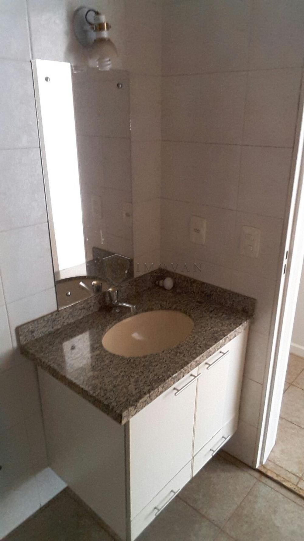 Alugar Apartamento / Padrão em Ribeirão Preto R$ 1.100,00 - Foto 12