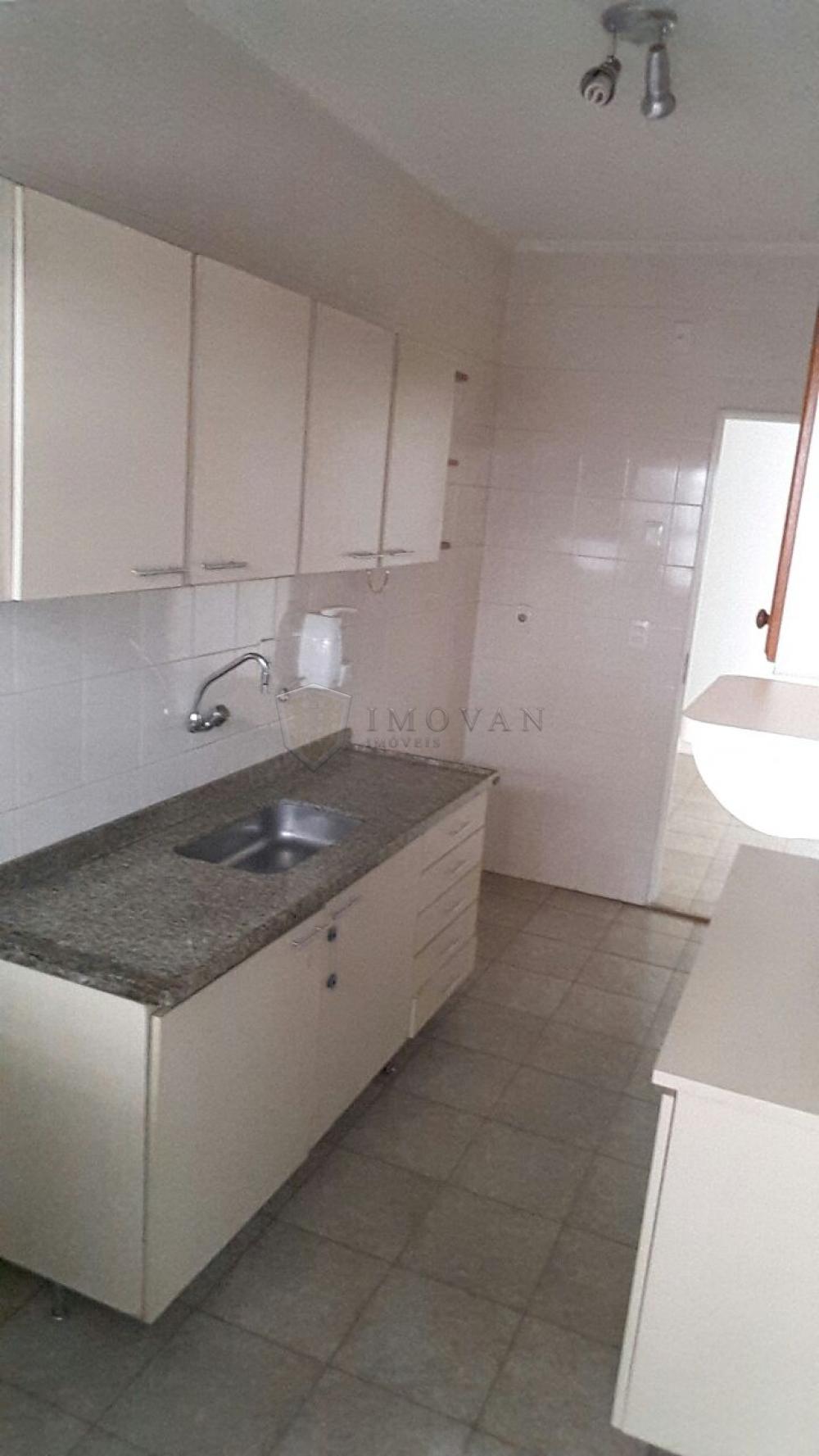 Alugar Apartamento / Padrão em Ribeirão Preto R$ 1.100,00 - Foto 16