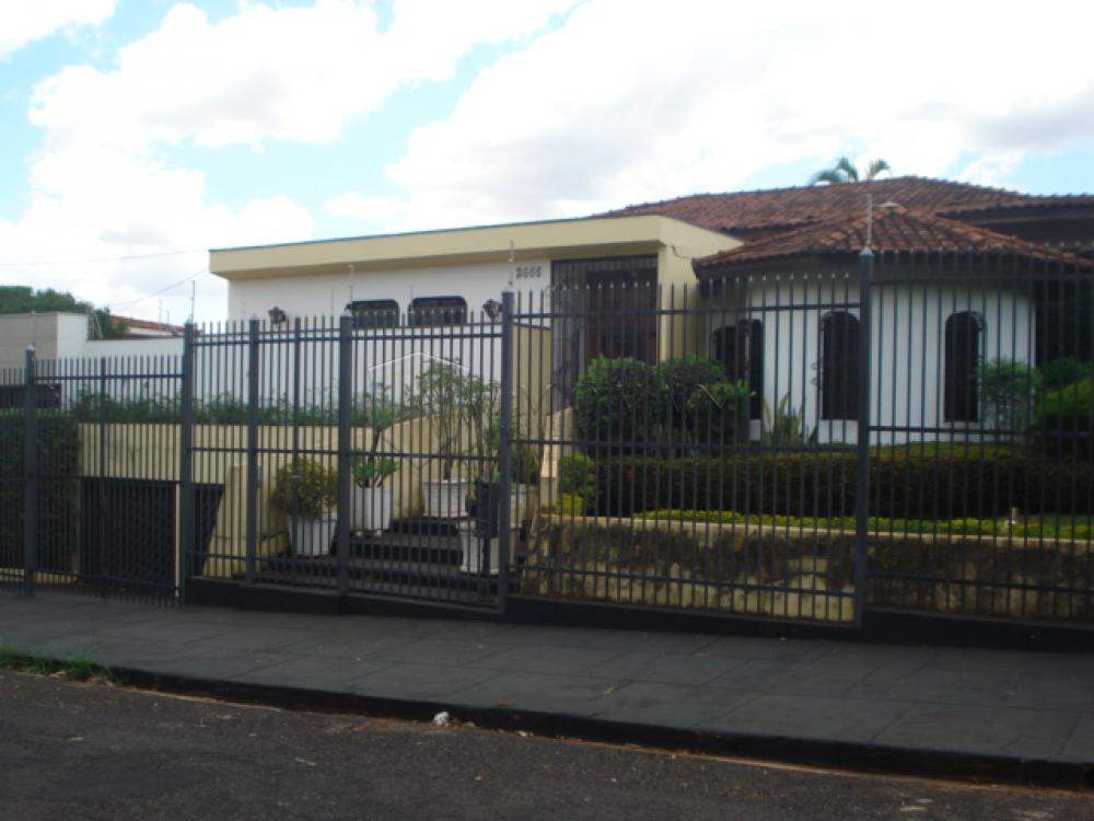 Alugar Casa / Padrão em Ribeirão Preto R$ 5.500,00 - Foto 2