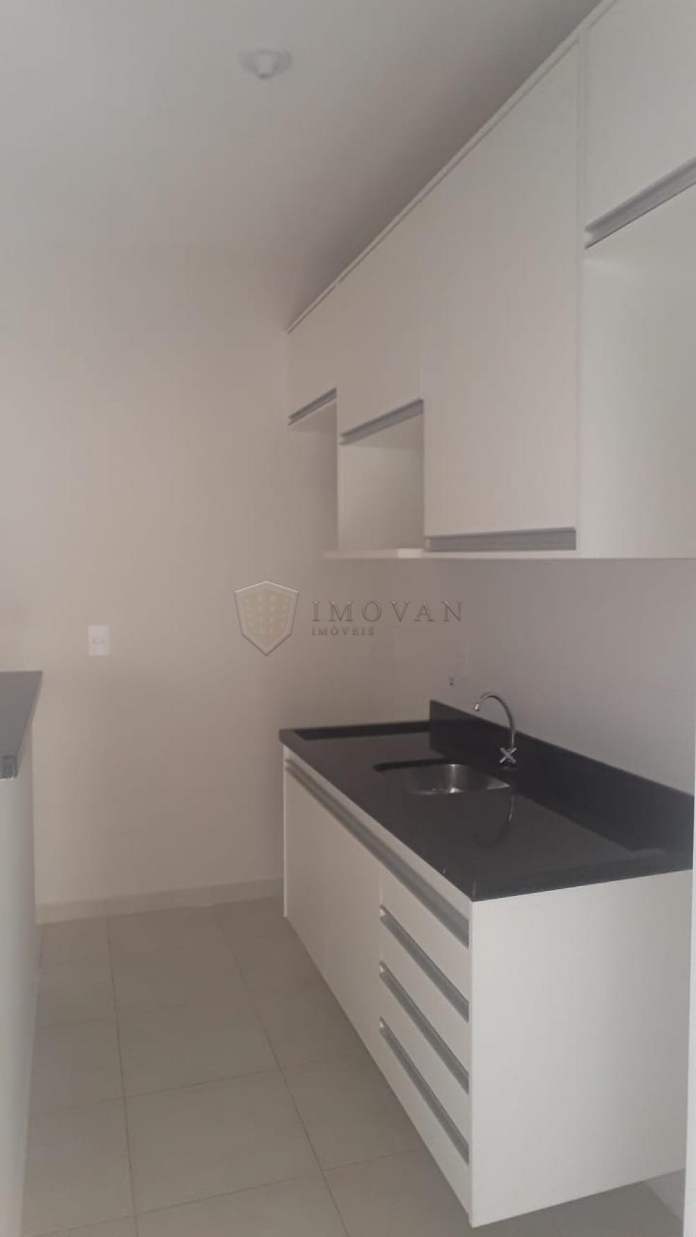 Alugar Apartamento / Padrão em Ribeirão Preto R$ 850,00 - Foto 3