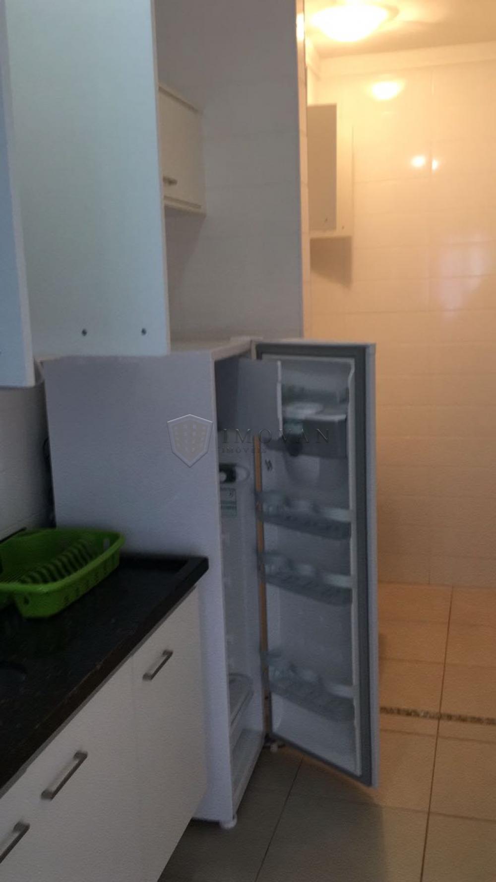 Alugar Apartamento / Padrão em Ribeirão Preto R$ 1.100,00 - Foto 5