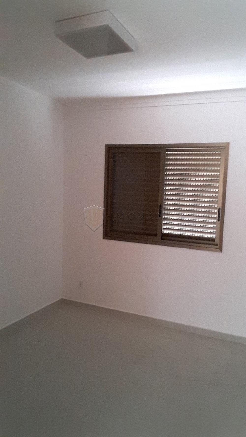 Alugar Apartamento / Padrão em Ribeirão Preto R$ 1.300,00 - Foto 11