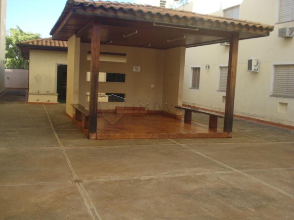 Alugar Apartamento / Padrão em Ribeirão Preto R$ 1.400,00 - Foto 14