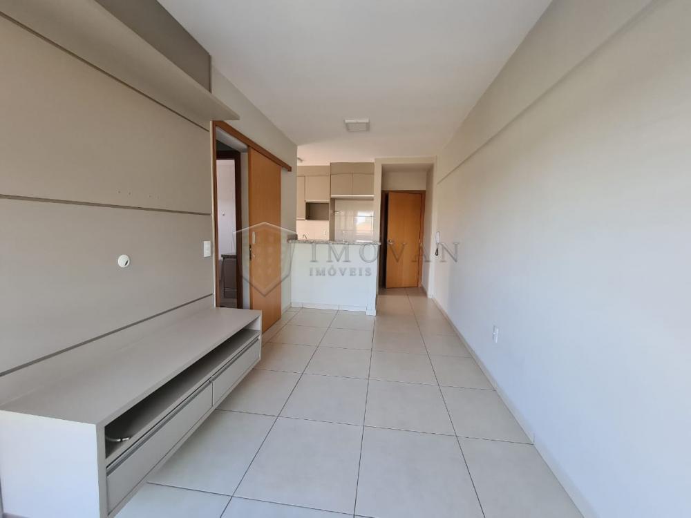 Alugar Apartamento / Padrão em Ribeirão Preto R$ 1.000,00 - Foto 4