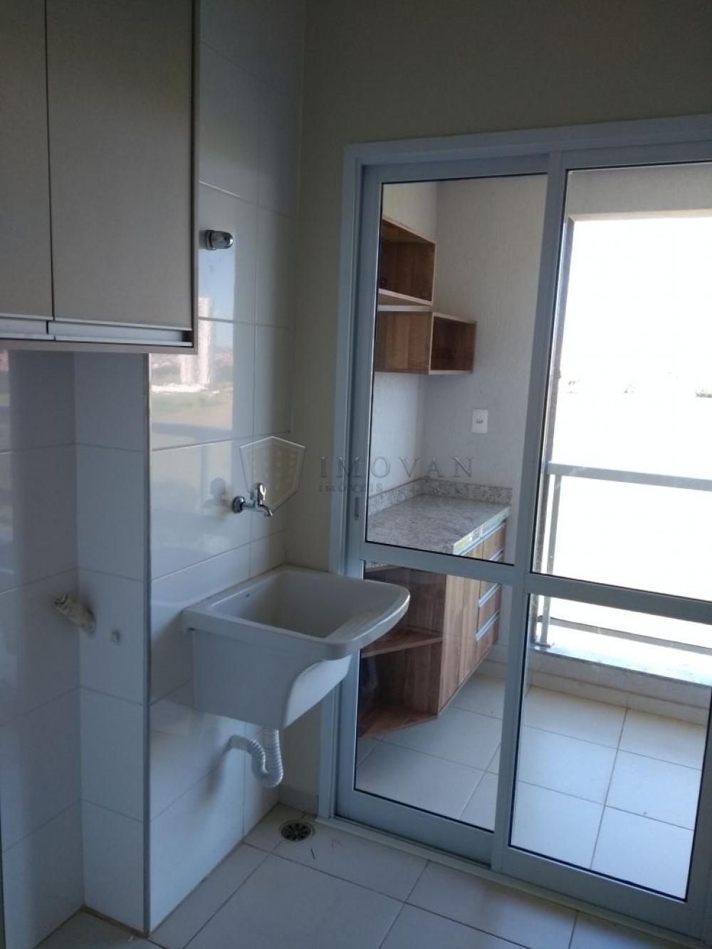 Alugar Apartamento / Padrão em Ribeirão Preto R$ 1.200,00 - Foto 11