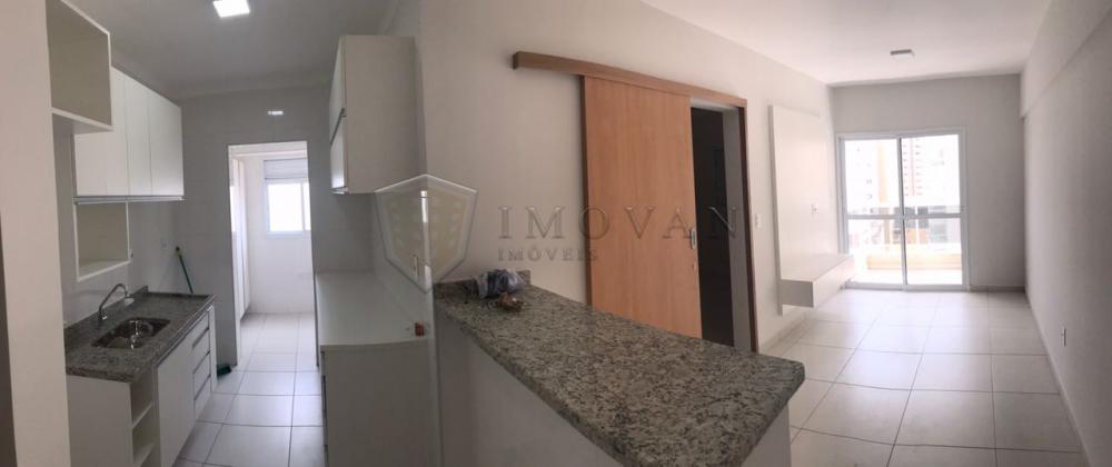 Alugar Apartamento / Padrão em Ribeirão Preto R$ 870,00 - Foto 2