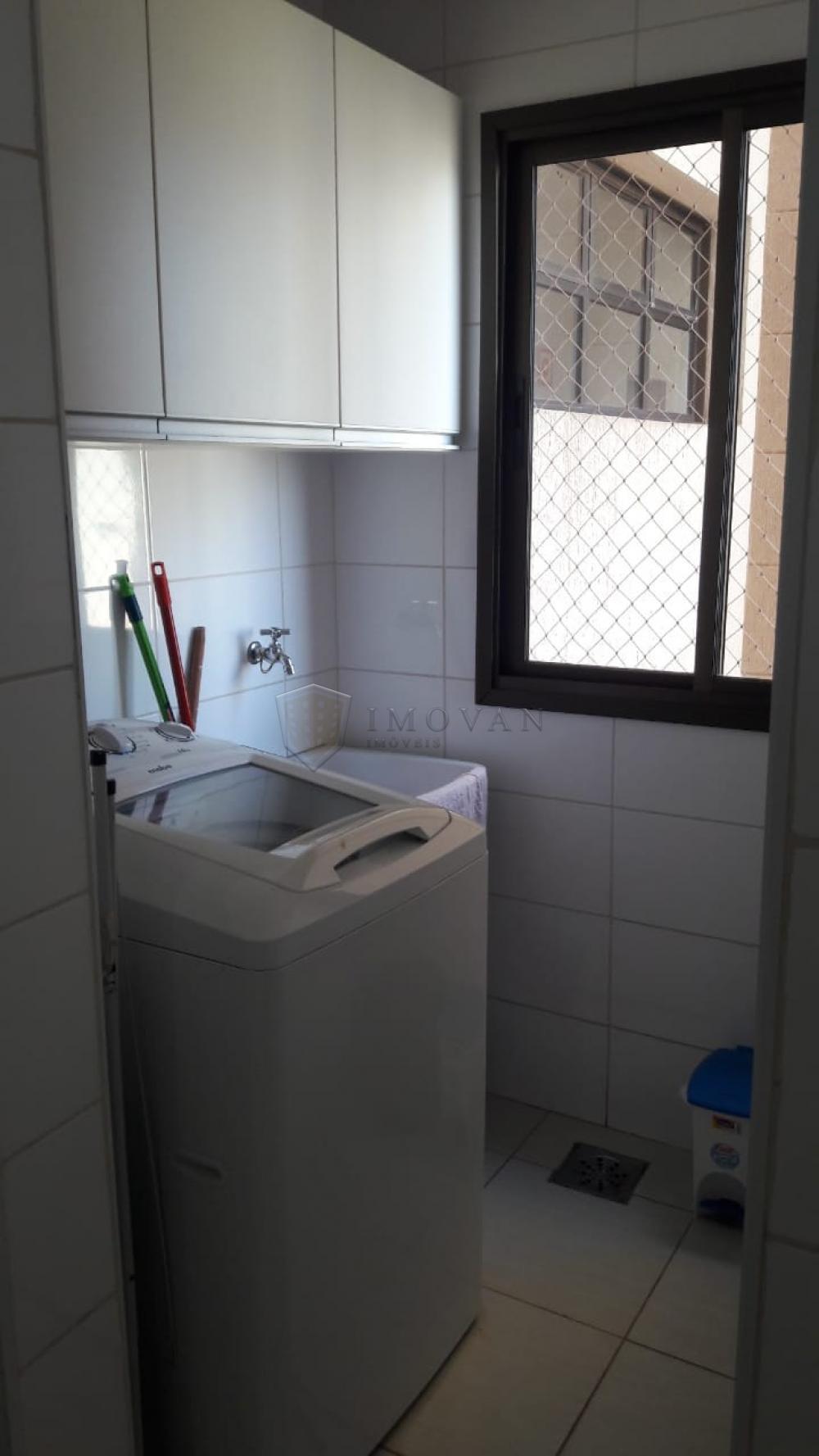 Alugar Apartamento / Padrão em Ribeirão Preto R$ 1.600,00 - Foto 8