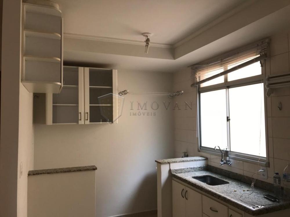 Alugar Apartamento / Padrão em Ribeirão Preto R$ 900,00 - Foto 4