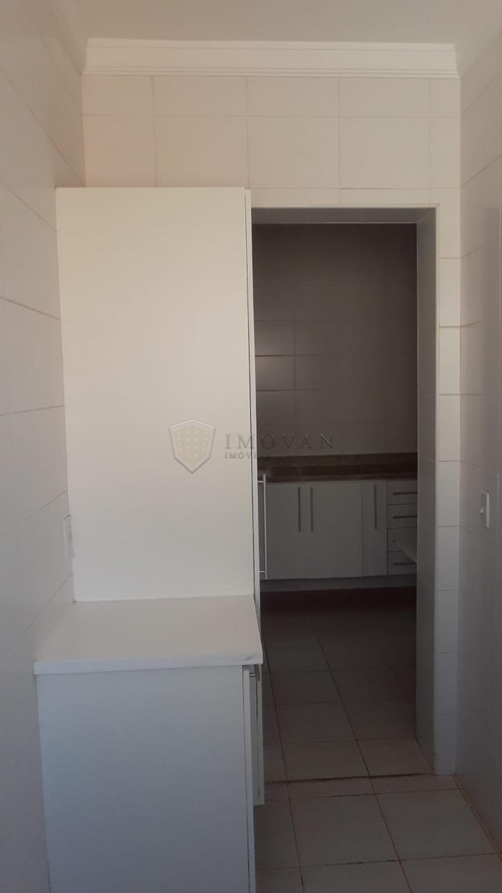 Alugar Apartamento / Padrão em Ribeirão Preto R$ 1.400,00 - Foto 16