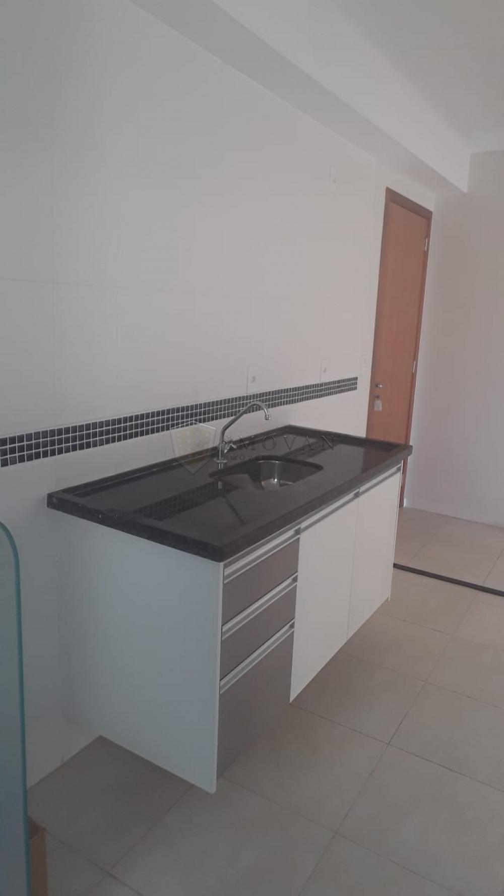 Alugar Apartamento / Padrão em Ribeirão Preto R$ 1.500,00 - Foto 3