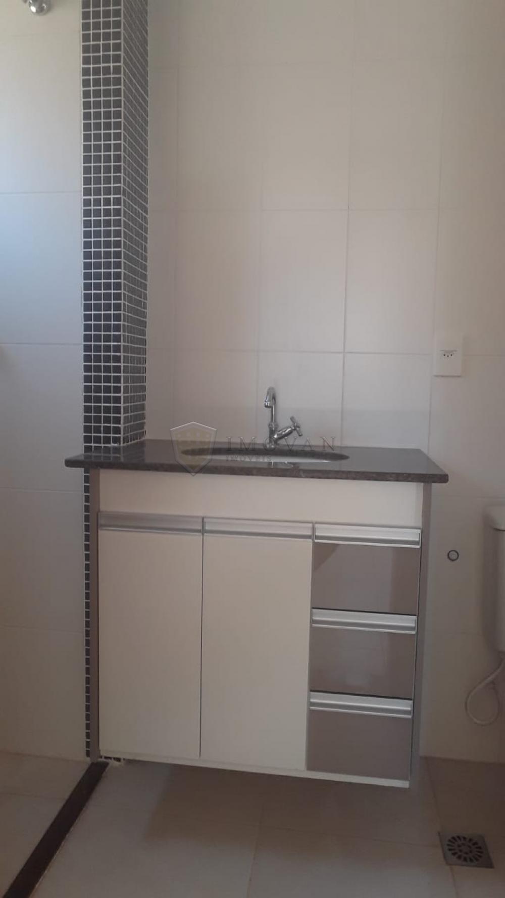 Alugar Apartamento / Padrão em Ribeirão Preto R$ 1.500,00 - Foto 5