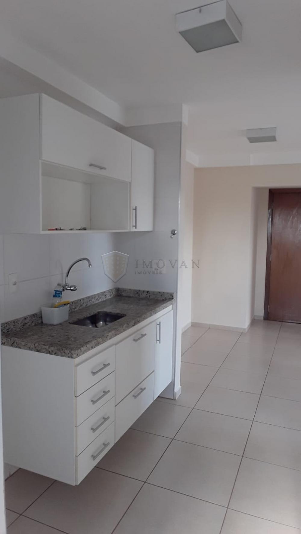 Alugar Apartamento / Padrão em Ribeirão Preto R$ 950,00 - Foto 5