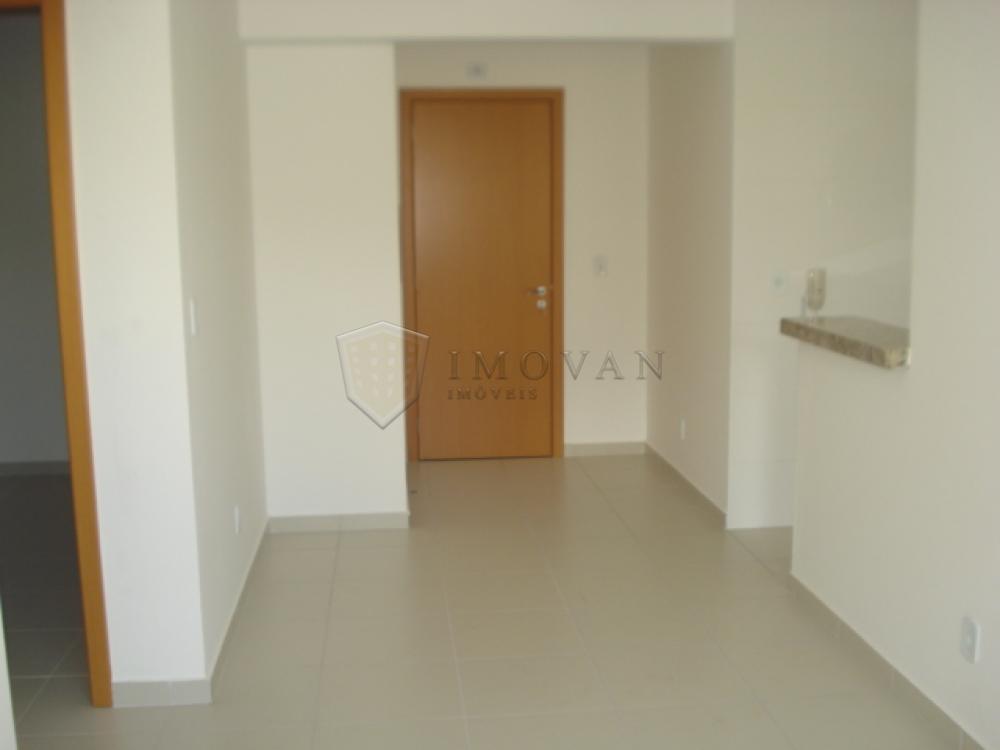 Alugar Apartamento / Padrão em Ribeirão Preto R$ 1.400,00 - Foto 5