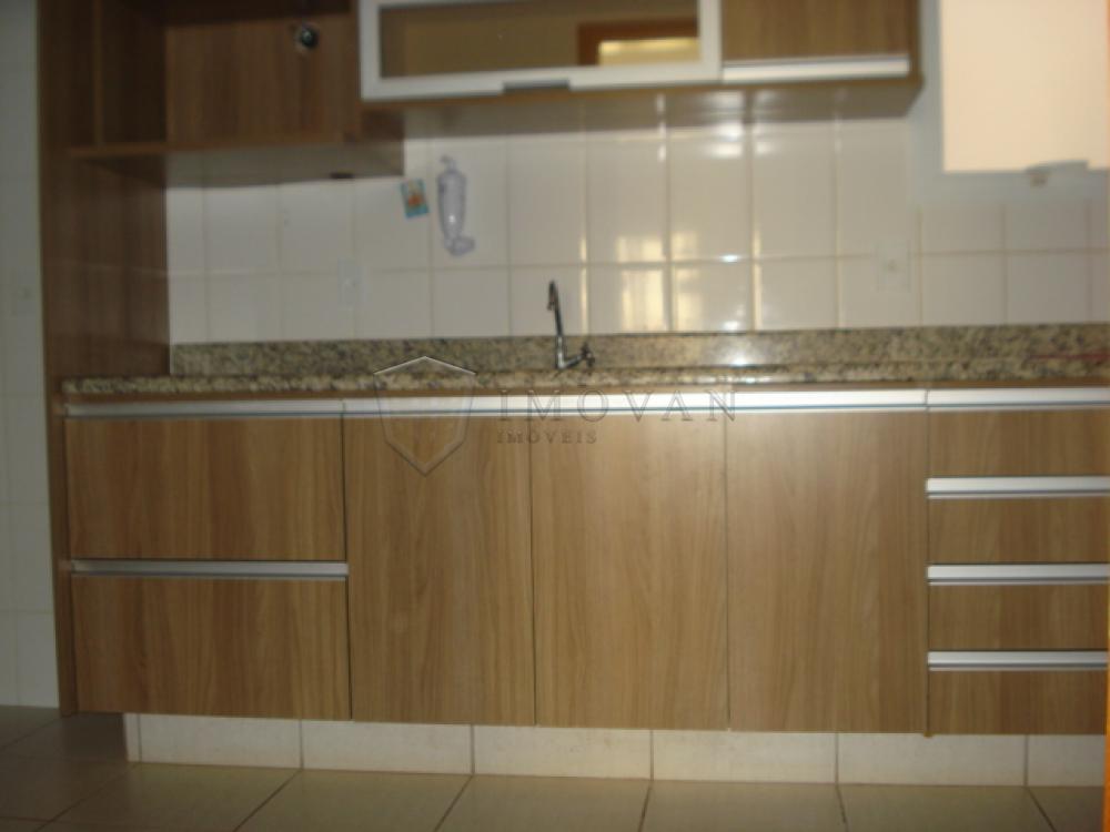 Alugar Apartamento / Padrão em Ribeirão Preto R$ 1.700,00 - Foto 9