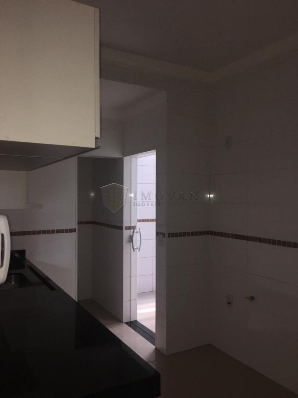 Alugar Apartamento / Padrão em Ribeirão Preto R$ 1.350,00 - Foto 5