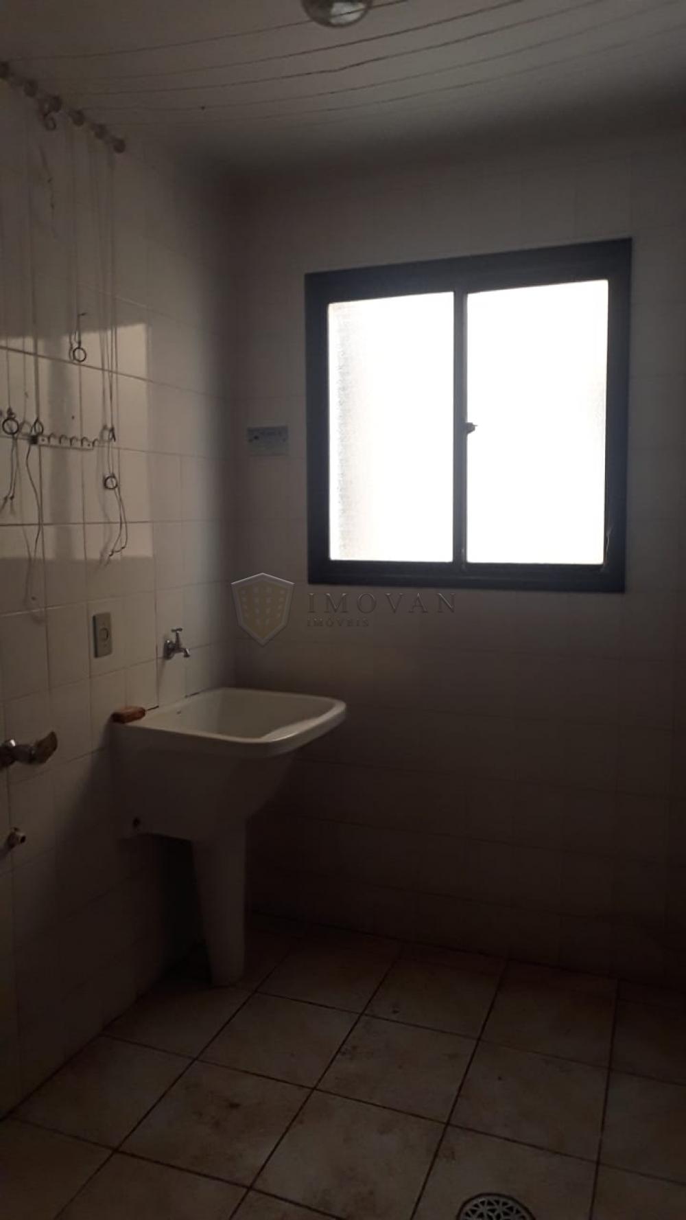 Alugar Apartamento / Padrão em Ribeirão Preto R$ 1.200,00 - Foto 5