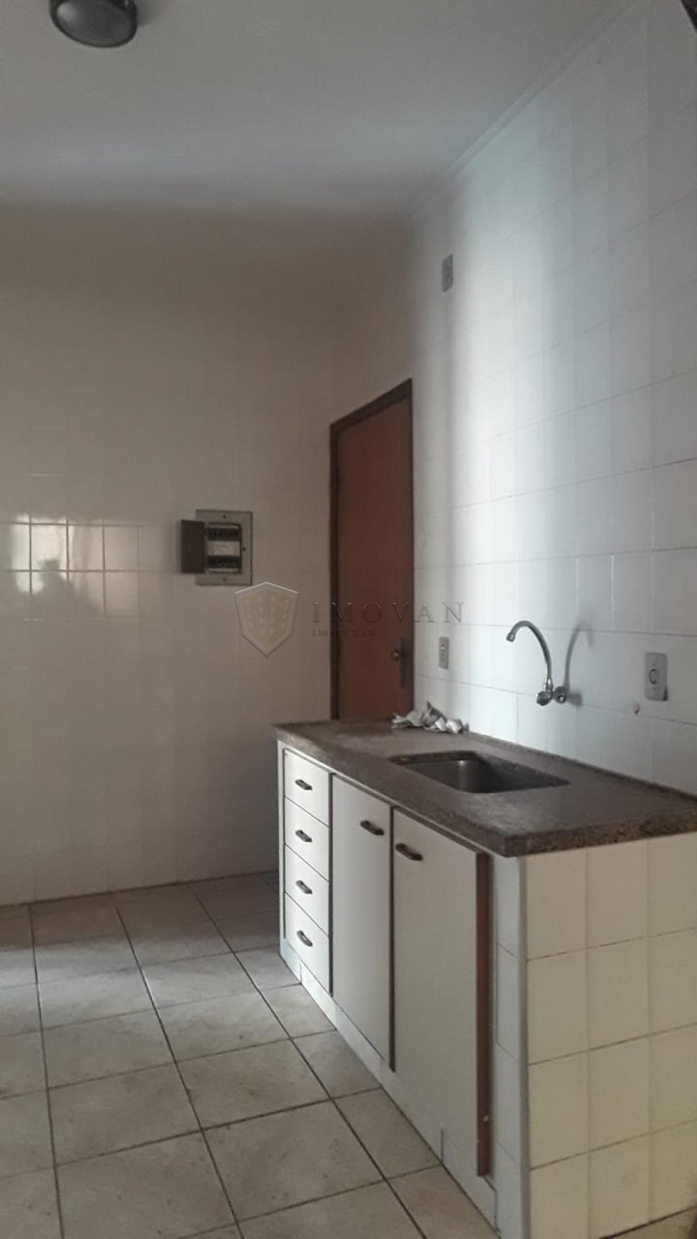 Alugar Apartamento / Padrão em Ribeirão Preto R$ 1.200,00 - Foto 12