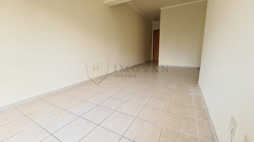 Alugar Apartamento / Padrão em Ribeirão Preto R$ 2.000,00 - Foto 3