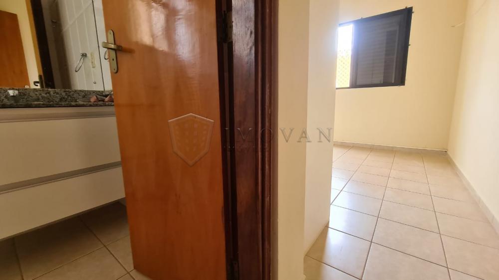 Alugar Apartamento / Padrão em Ribeirão Preto R$ 2.000,00 - Foto 10