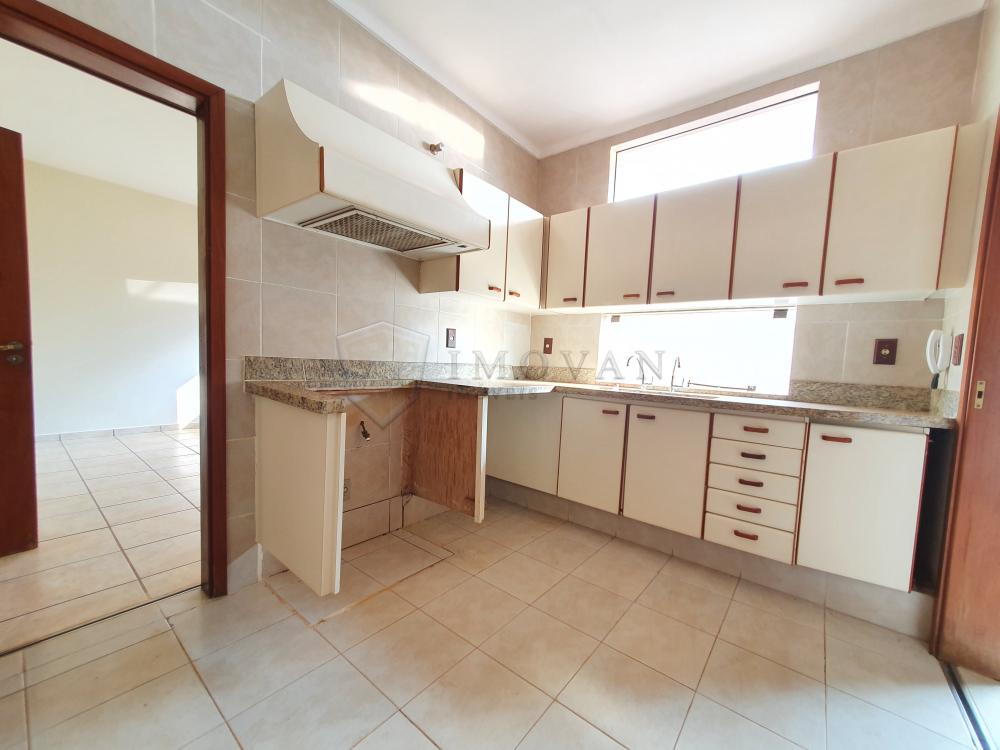 Alugar Casa / Padrão em Ribeirão Preto R$ 6.950,00 - Foto 5