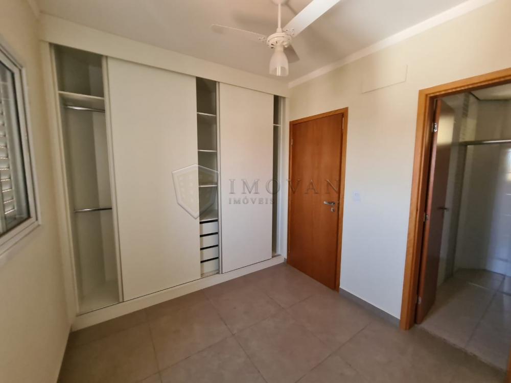 Alugar Apartamento / Padrão em Ribeirão Preto R$ 1.000,00 - Foto 3