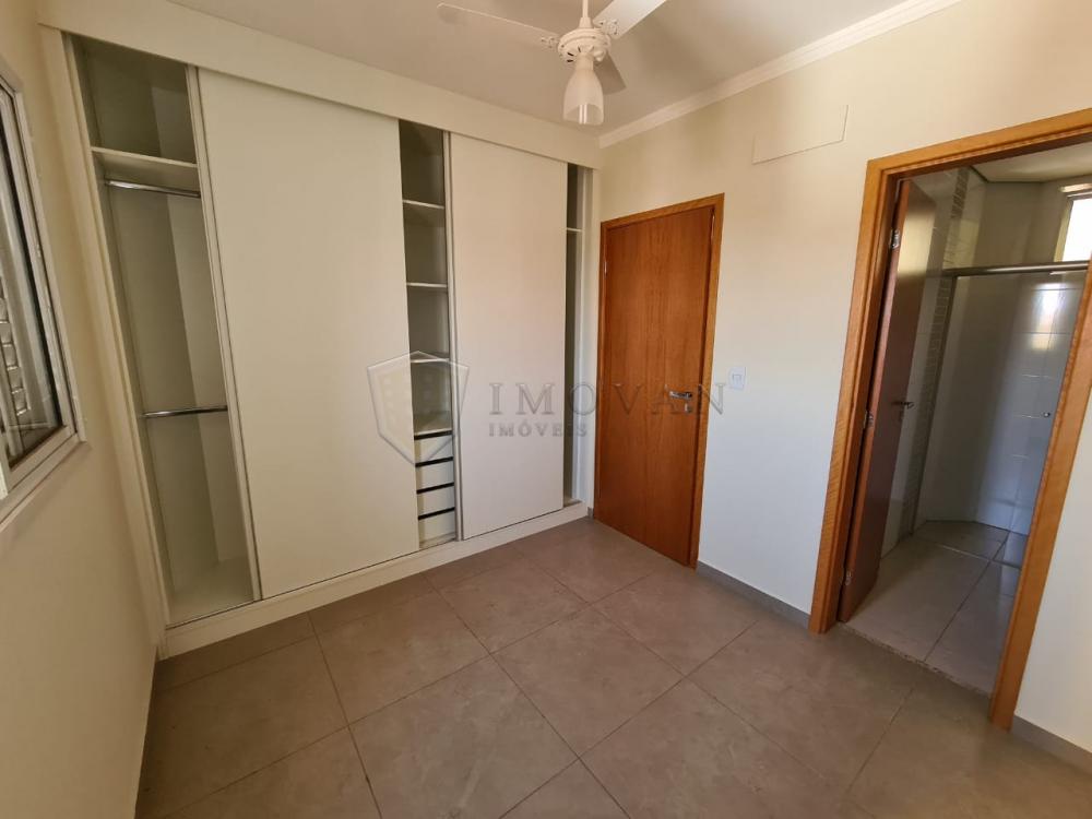 Alugar Apartamento / Padrão em Ribeirão Preto R$ 1.000,00 - Foto 11