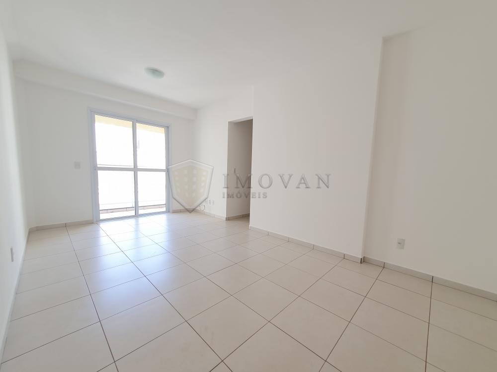Alugar Apartamento / Padrão em Ribeirão Preto R$ 2.500,00 - Foto 2