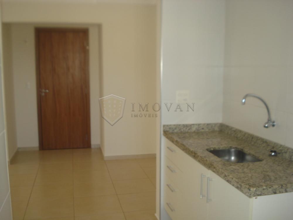Alugar Apartamento / Padrão em Ribeirão Preto R$ 750,00 - Foto 10