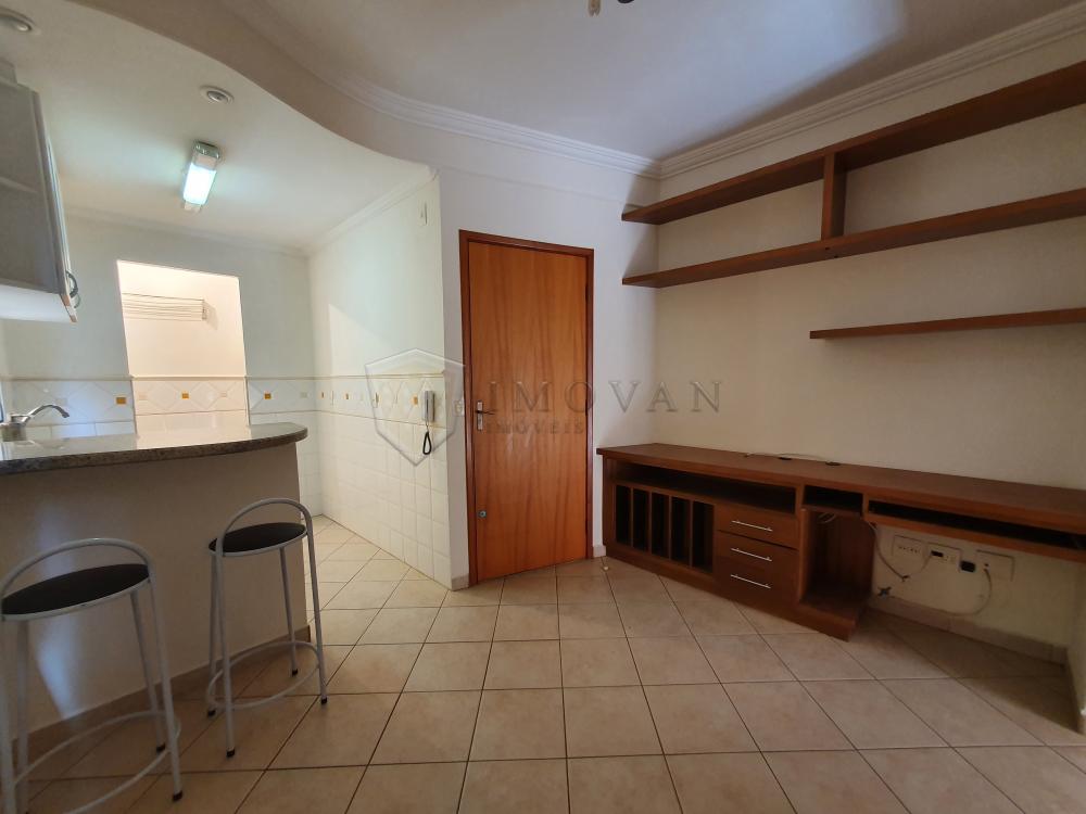 Alugar Apartamento / Padrão em Ribeirão Preto R$ 1.000,00 - Foto 3