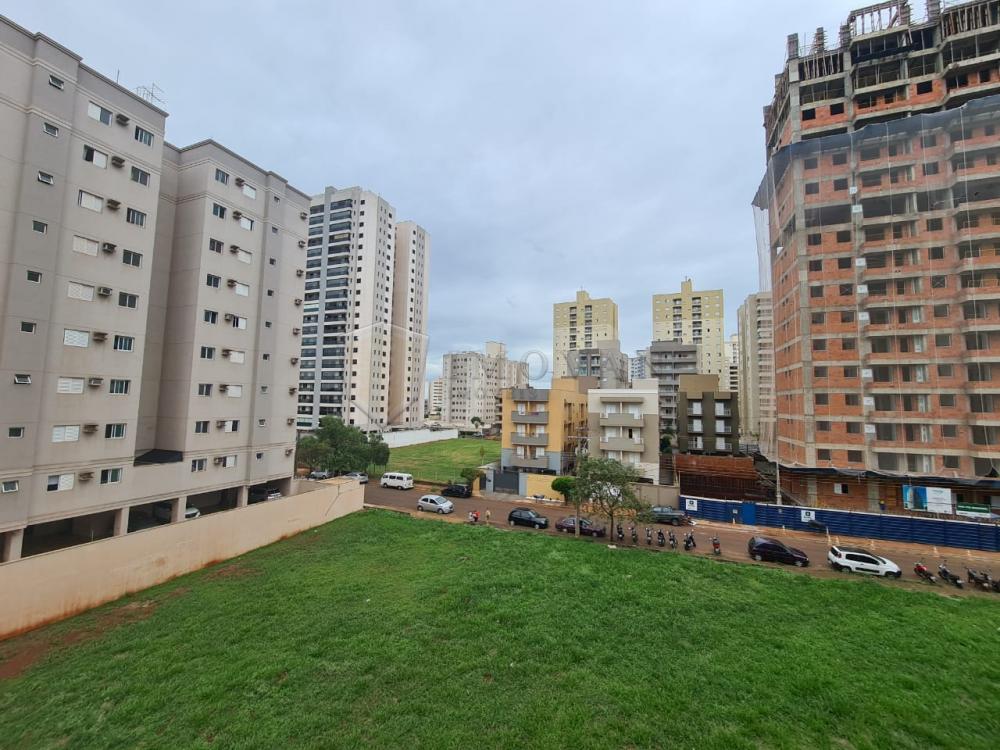 Alugar Apartamento / Padrão em Ribeirão Preto R$ 740,00 - Foto 5