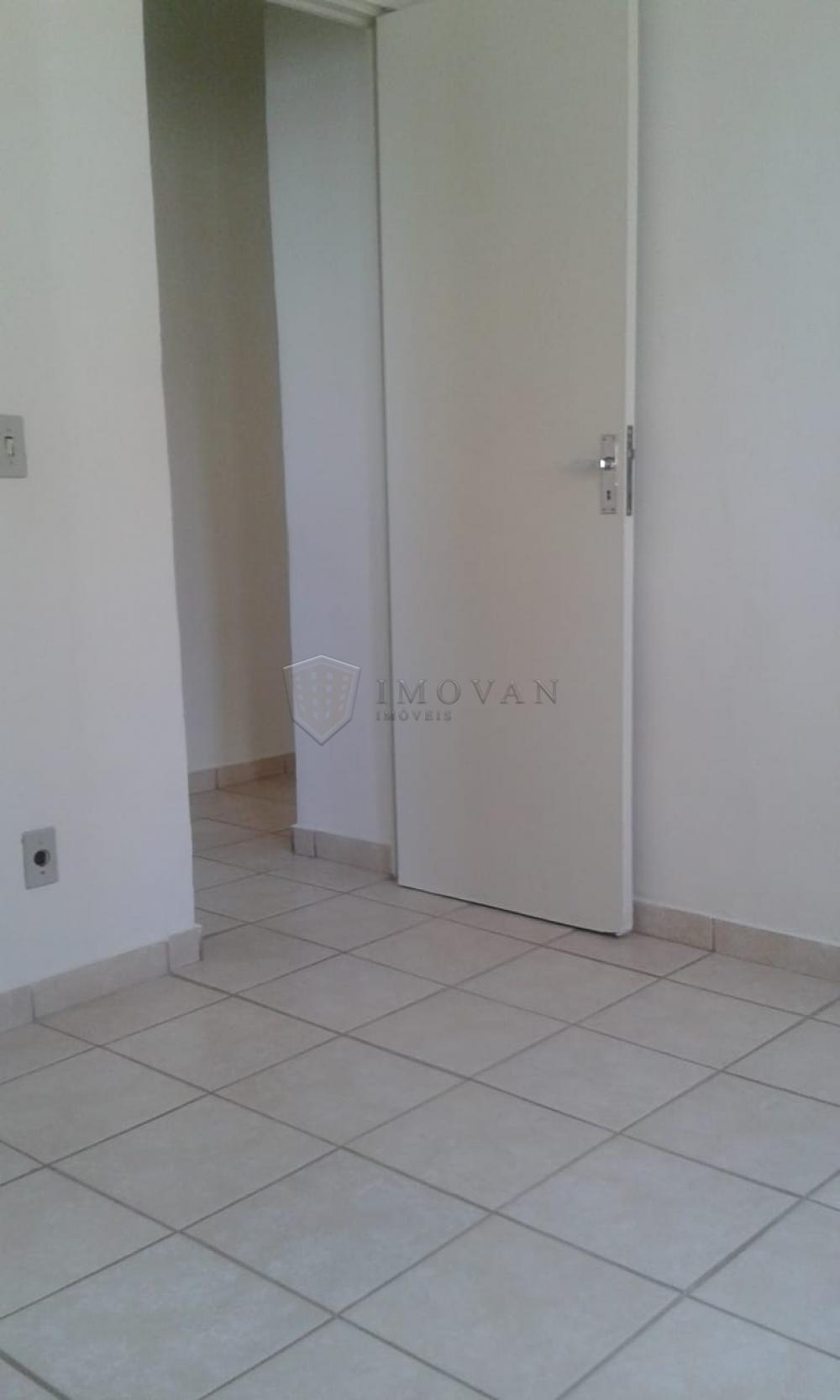 Alugar Apartamento / Padrão em Ribeirão Preto R$ 950,00 - Foto 17