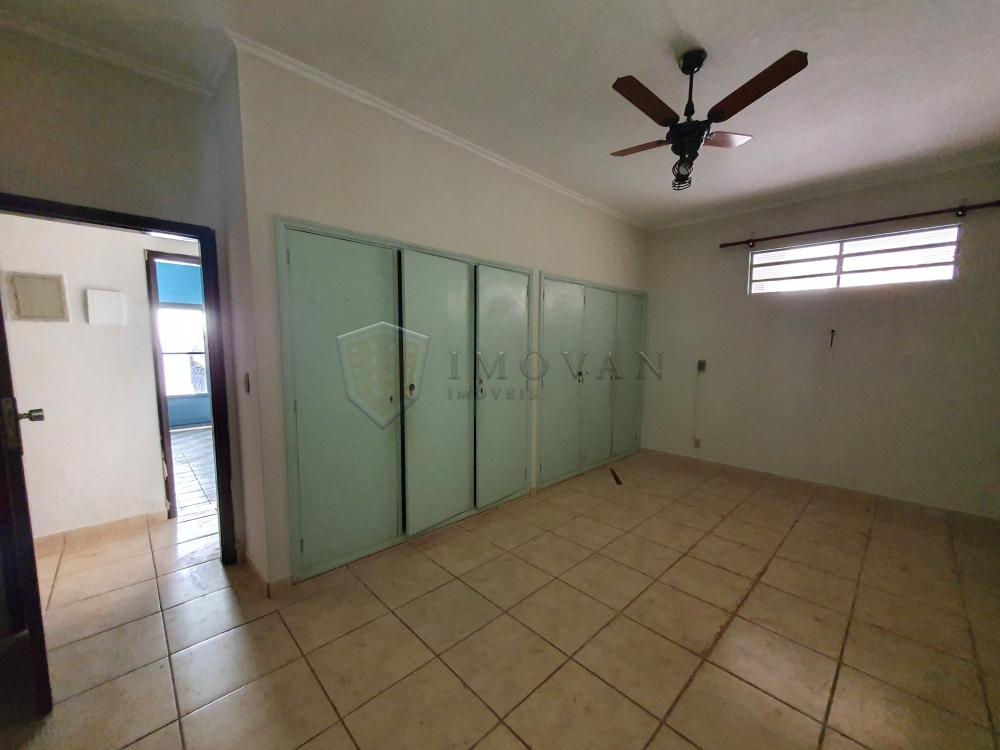 Alugar Casa / Padrão em Ribeirão Preto R$ 1.900,00 - Foto 7