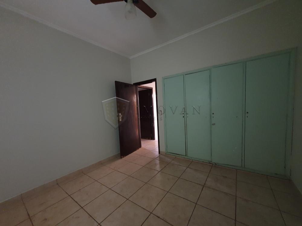 Alugar Casa / Padrão em Ribeirão Preto R$ 1.900,00 - Foto 12