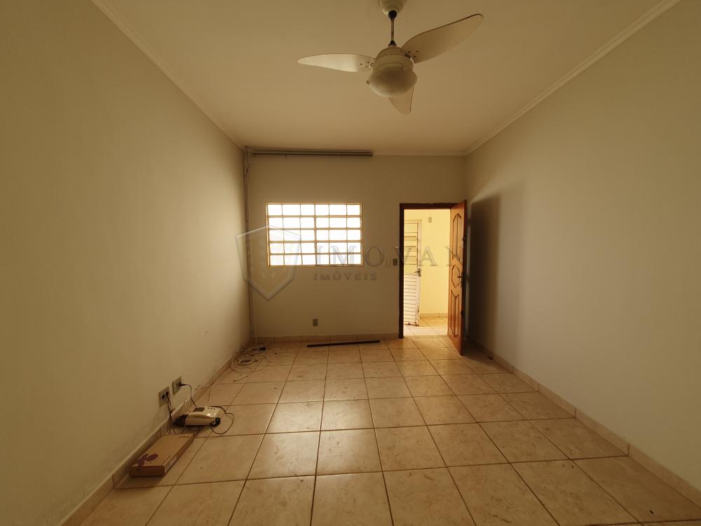 Alugar Casa / Padrão em Ribeirão Preto R$ 1.900,00 - Foto 10