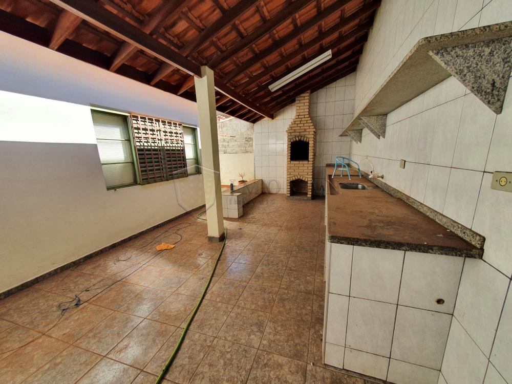 Alugar Casa / Padrão em Ribeirão Preto R$ 1.900,00 - Foto 16