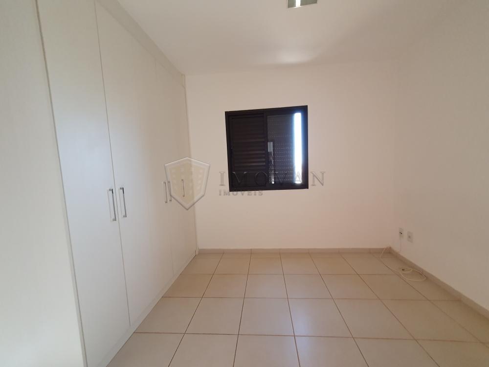 Alugar Apartamento / Padrão em Ribeirão Preto R$ 1.100,00 - Foto 8