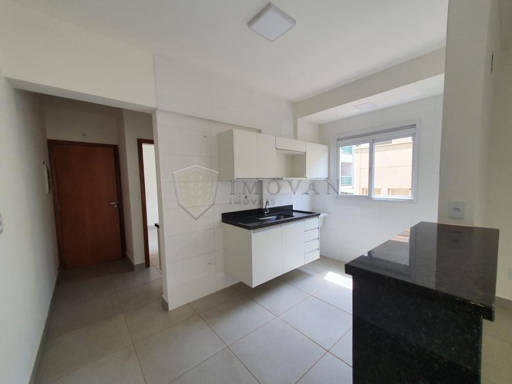 Alugar Apartamento / Padrão em Ribeirão Preto R$ 900,00 - Foto 4