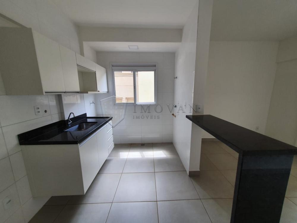 Alugar Apartamento / Padrão em Ribeirão Preto R$ 900,00 - Foto 3