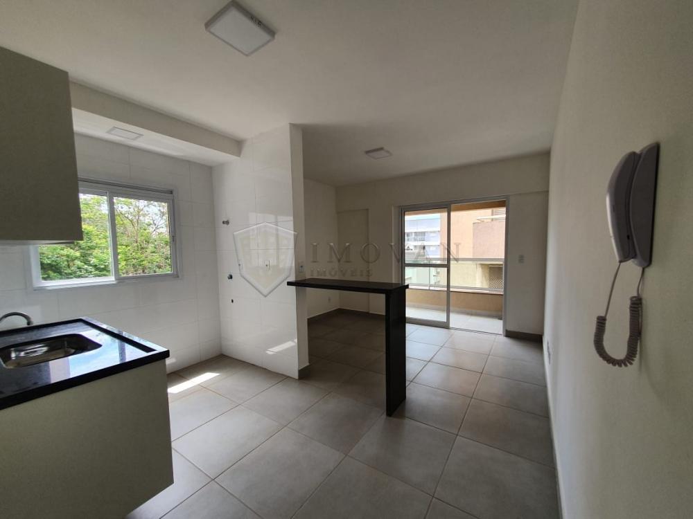 Alugar Apartamento / Padrão em Ribeirão Preto R$ 900,00 - Foto 4