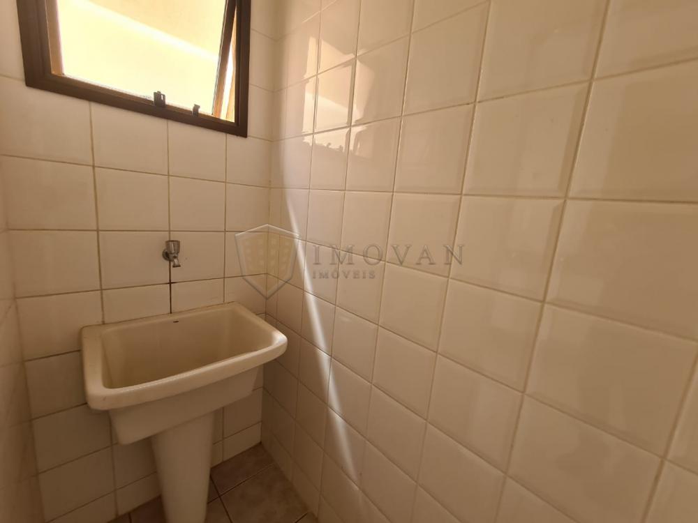 Alugar Apartamento / Padrão em Ribeirão Preto R$ 850,00 - Foto 8