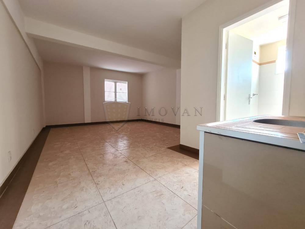 Alugar Apartamento / Kitchnet em Ribeirão Preto R$ 650,00 - Foto 3