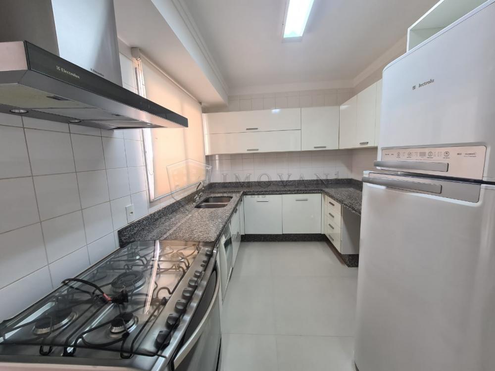 Alugar Apartamento / Padrão em Ribeirão Preto R$ 4.750,00 - Foto 3