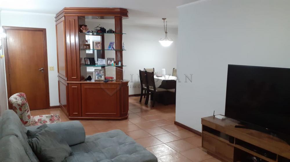 Alugar Apartamento / Padrão em Ribeirão Preto R$ 1.200,00 - Foto 2